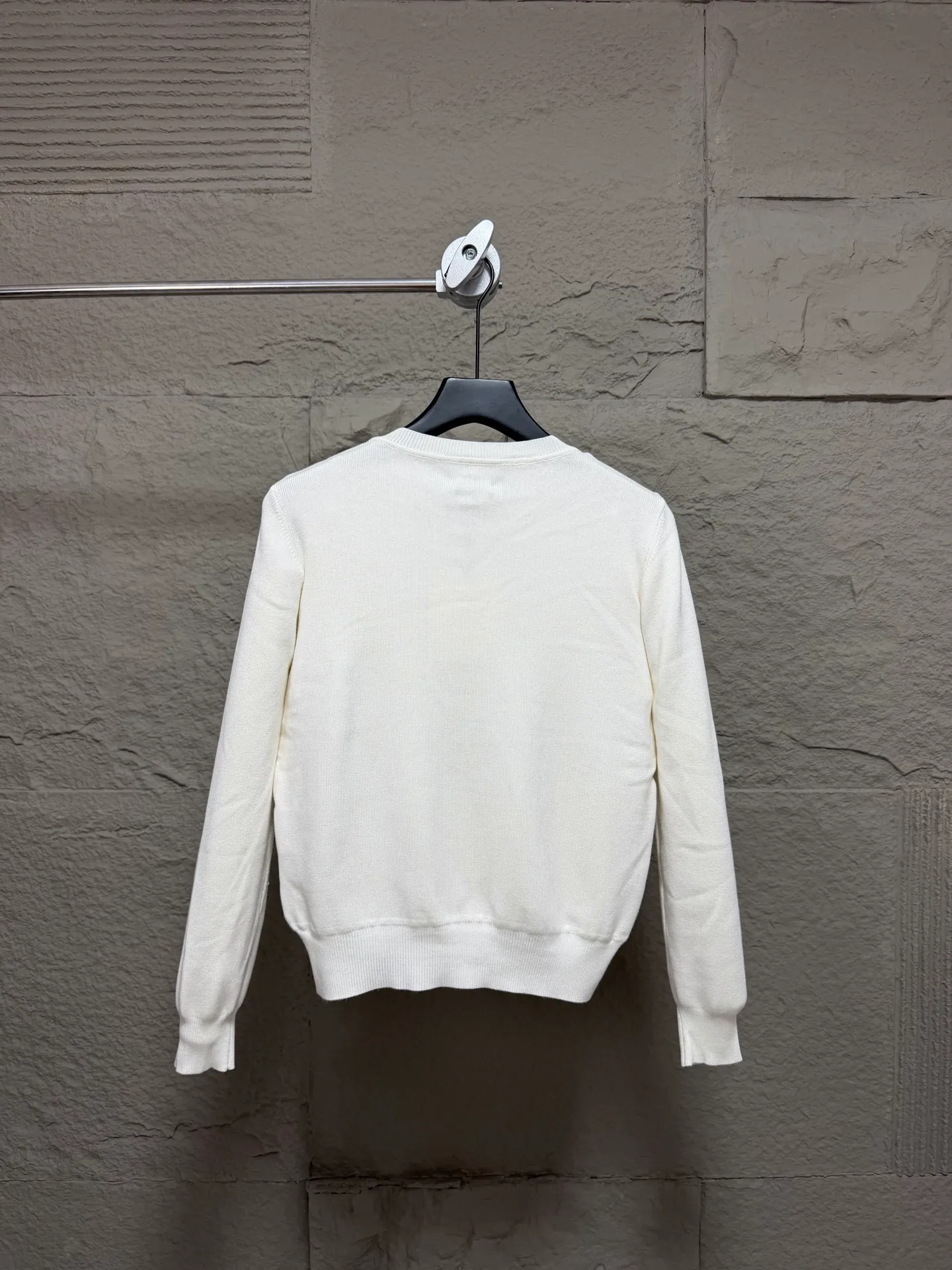𝙈𝙤𝙣𝙘𝙡𝙚𝙧/ （ ̀ ̀ ̀ ̀） ▫️ ， ， ， ； 、 ， ， 。 ▫️ ， ， ； ， ， 。 Classic ， ， 。 ▫️ ， ，Cream White ，Versatile 。 ▫️ ， ， 、 ， 、 ， 。